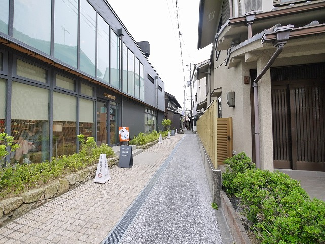 元林院町テナントの周辺