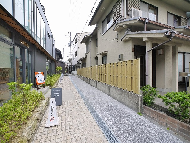 元林院町テナントの周辺