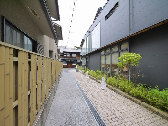 元林院町テナントの周辺