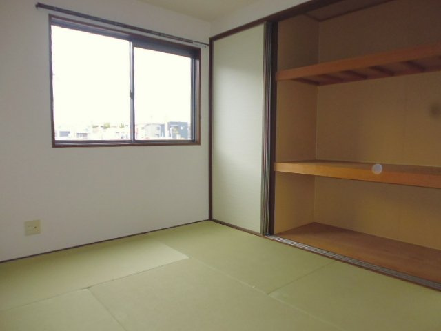 メゾン武智Ｃの寝室|和室