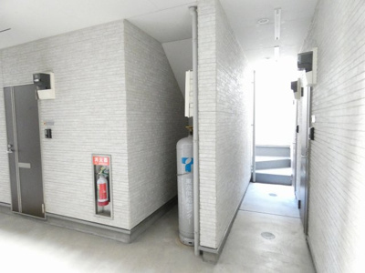 【エントランス】 | ハーモニーテラス荒中町