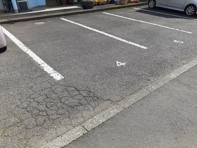 戸頭２丁目事務所の駐車場