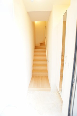【玄関】 | エスペランサB棟 | ※同物件、同タイプ、間取り反転のお部屋です