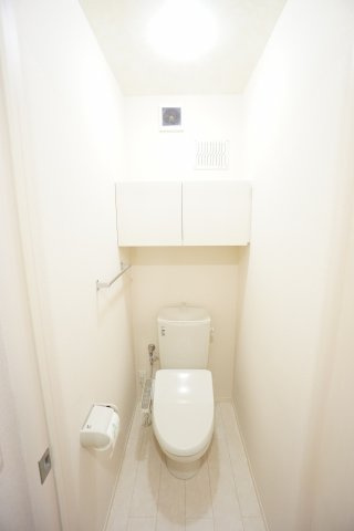 【トイレ】 | エスペランサB棟 | ※同物件、同タイプ、間取り反転のお部屋です
