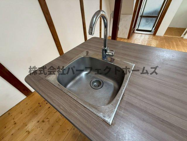 新之栄町テラスハウスのキッチン|使いやすいキッチンです