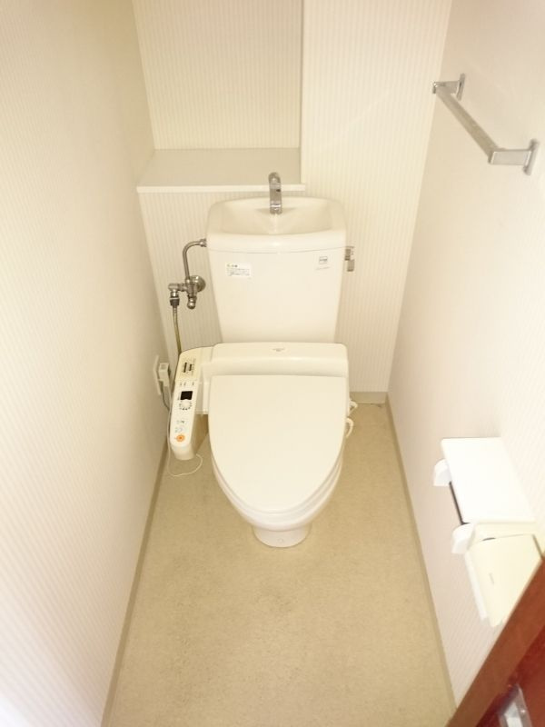 ラヴィドール田無ステーションフロントのトイレ