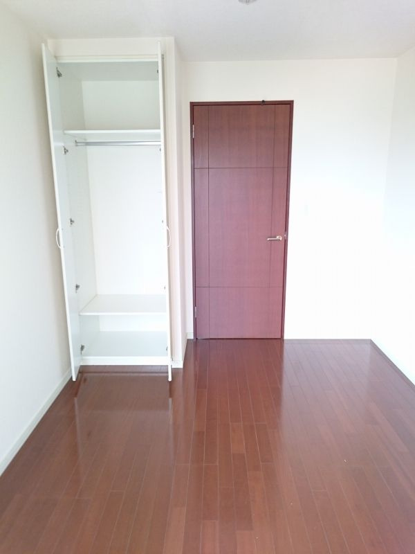 ラヴィドール田無ステーションフロントの収納