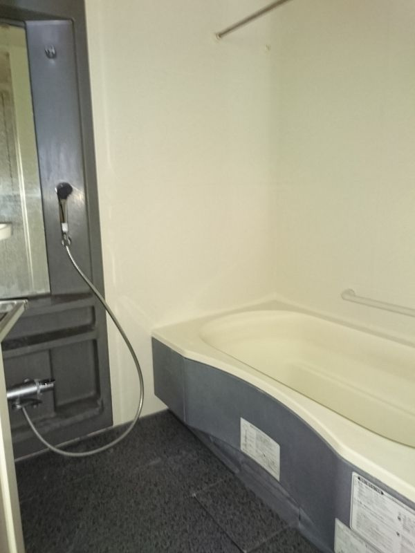 ラヴィドール田無ステーションフロントの浴室