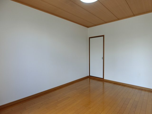 クリーンハイツの洋室