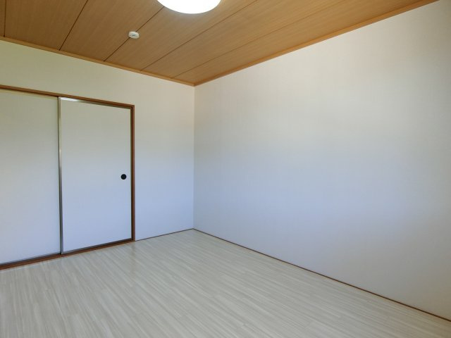 クリーンハイツの洋室