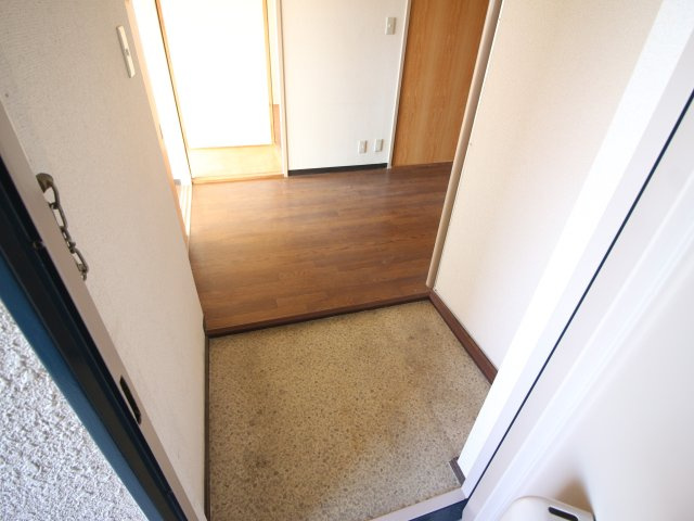 【玄関】 | アテイン高槻石津A棟