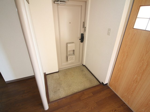 【玄関】 | アテイン高槻石津A棟