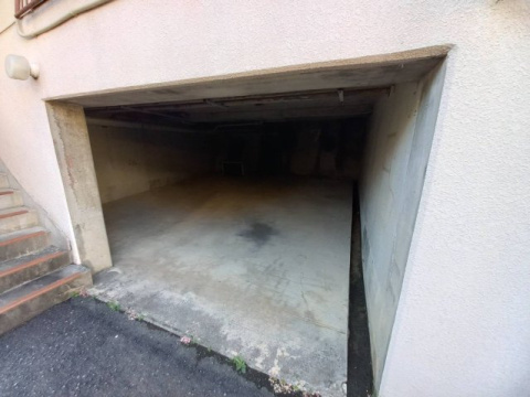 【駐車場】 | アテイン高槻石津A棟