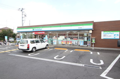 ファミリーマート 新座馬場店まで220ｍ