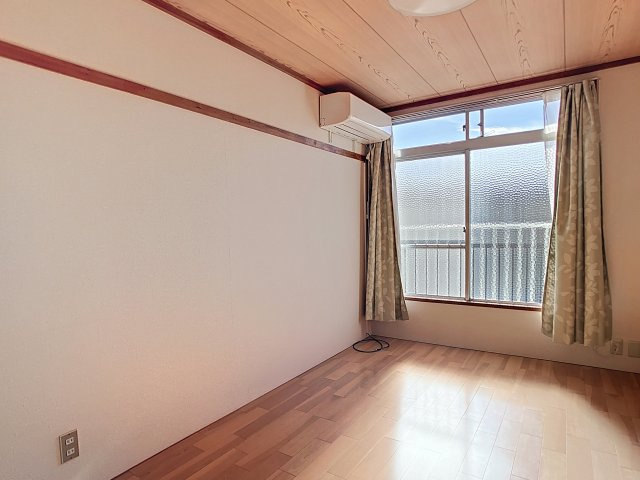 コンシェールセナミAの居間・リビング