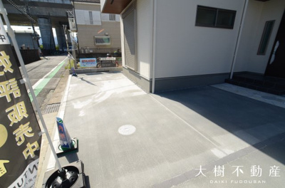 【駐車場】 | 海老名市河原口３丁目　新築戸建て　全５棟　【仲介手数料無料】