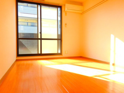 【内装】 | アクセス