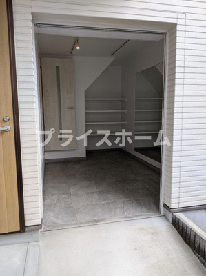 【玄関】 | moto garage 原　BASE