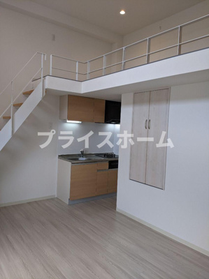 【居間・リビング】 | moto garage 原　BASE