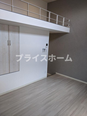 【寝室】 | moto garage 原　BASE