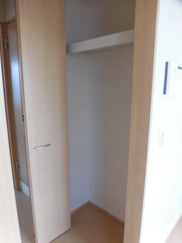 F・フィールドのその他