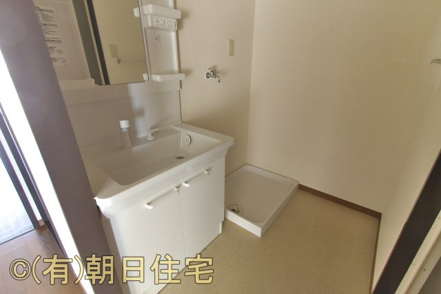 ビラ．マローネの洗面所