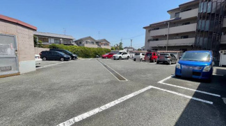 【駐車場】 | 駐車場　空き状況はお問合せ下さい
