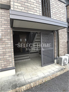 【エントランス】 | 建物の内部です