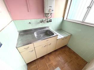 末成ハイツのキッチン