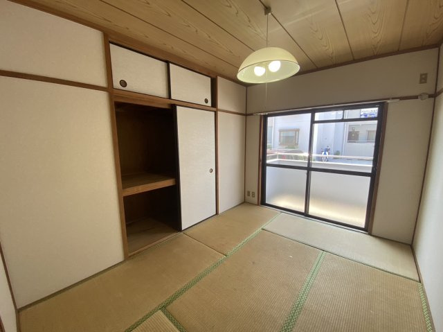 バンベールハウスA棟の和室