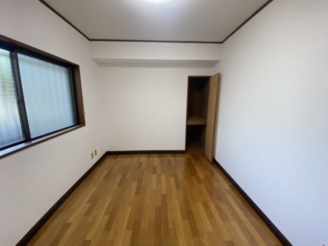 バンベールハウスA棟の洋室