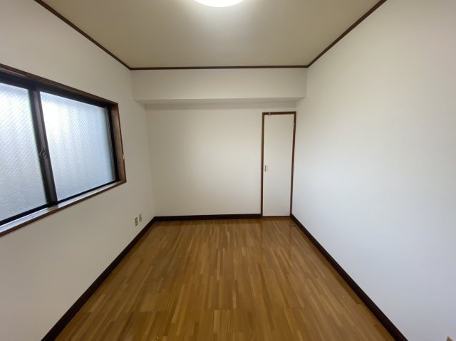 バンベールハウスA棟の洋室