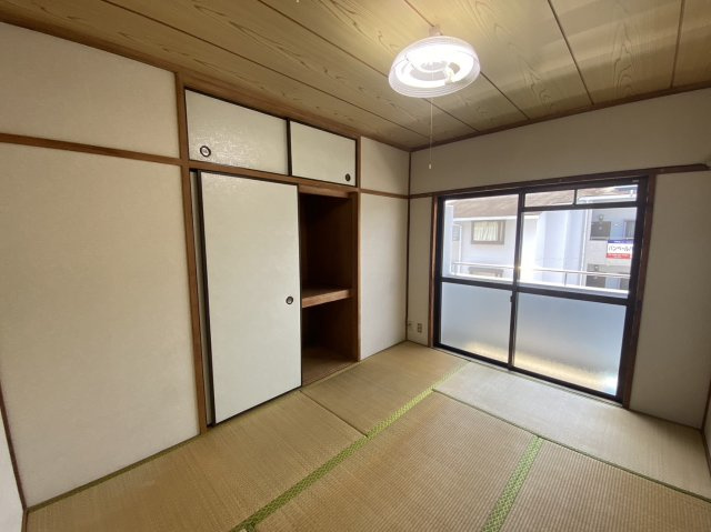 バンベールハウスA棟の和室