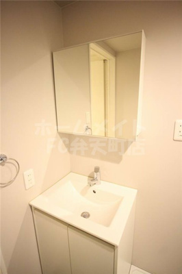 【洗面所】 | ciel港晴 | 忙しい朝には欠かせない洗面所です