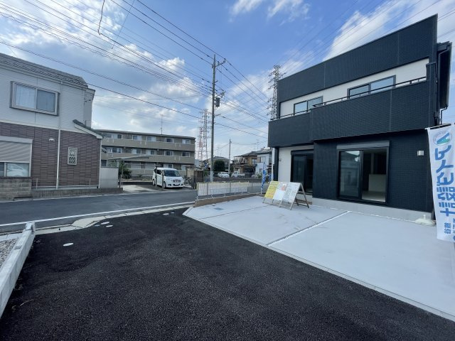 【前面道路含む現地写真】 | 熊谷市箱田7丁目　いろどりアイタウン　新築戸建　01号棟