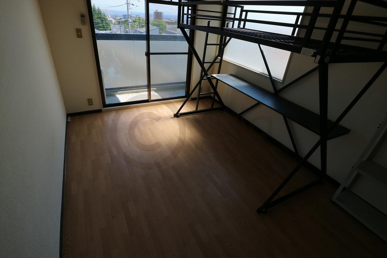 ダイドーメゾン六甲の居間・リビング