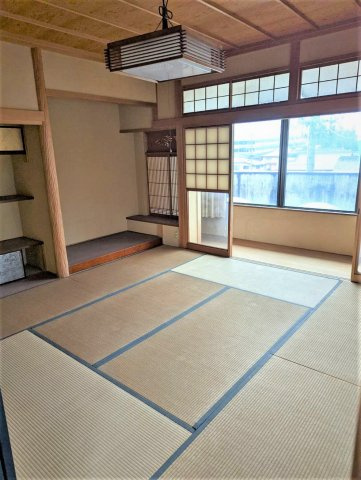 ６０７６６　本巣郡北方町北方　売ビルの和室