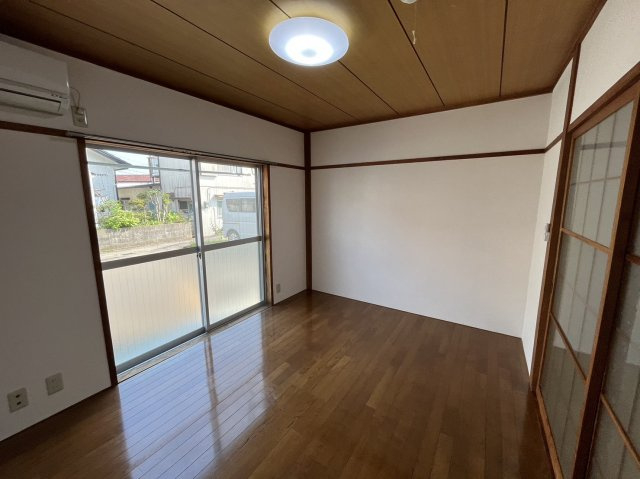 めぐみハイツの洋室