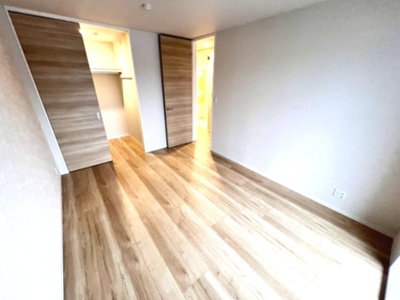 【寝室】 | プレミアス