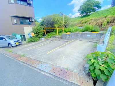 【駐車場】 | ハイツハピネス