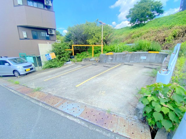 【駐車場】 | ハイツハピネス