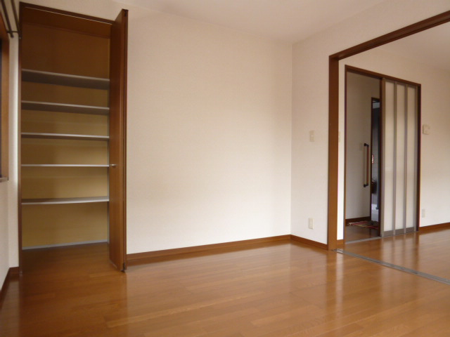 サングランデの居間・リビング