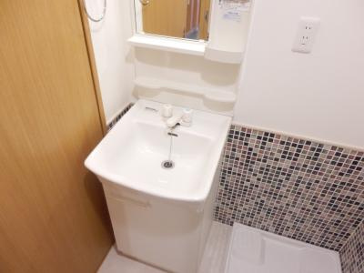 ドーリアＫＹＯＴＯ大宮の洗面所|独立洗面台