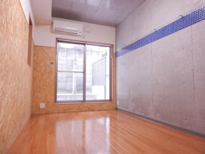 ドーリアＫＹＯＴＯ大宮の居間・リビング|洋室