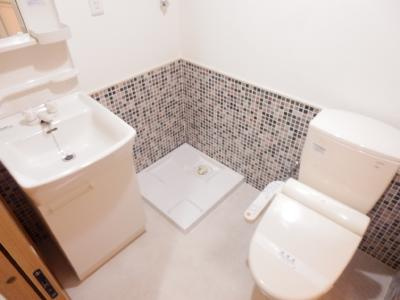 ドーリアＫＹＯＴＯ大宮の洗面所