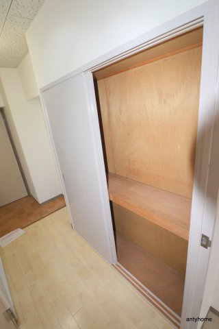 島ビル　仲介手数料無料の収納