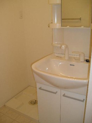 【独立洗面台】 | グリーンパーク | 忙しい朝にも便利な洗髪洗面化粧台です。