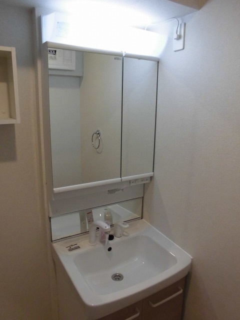 K・SガーデンⅠの独立洗面台