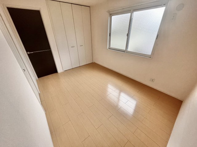 【洋室】 | フローレス サクラ