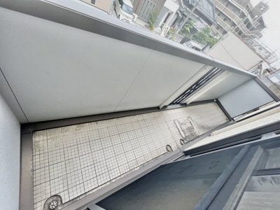 【バルコニー】 | フローレス サクラ